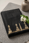 Black, gold, and bold. β¨