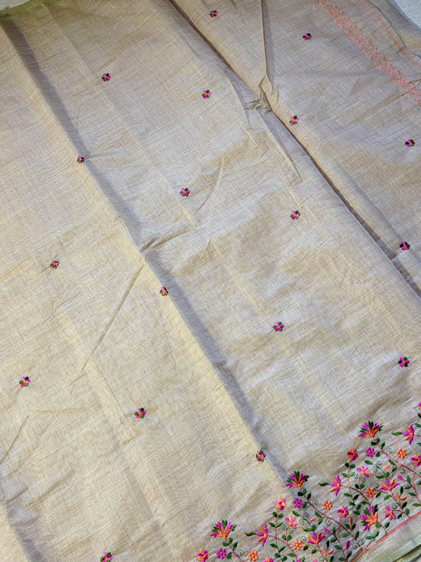 The Aarna Riva: Beige Tussar-Finish Embroidered Handloom Cotton Saree