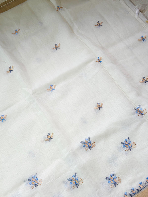 The Anwita Riva: Ivory & Gold Zari Pure Cotton Saree