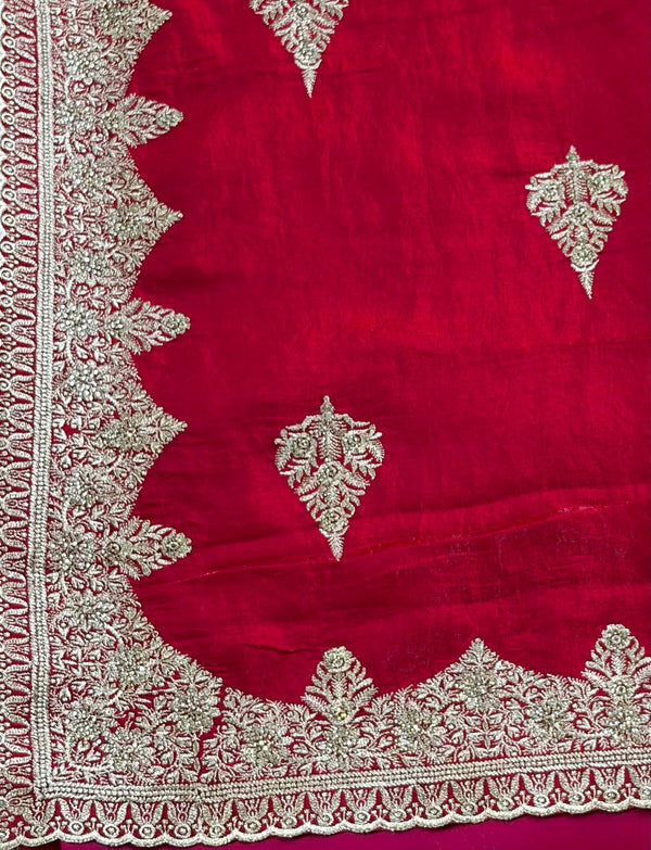 The Royal Raspberry: Deep Pink Silk Saree with Scalloped Zari Embroidery