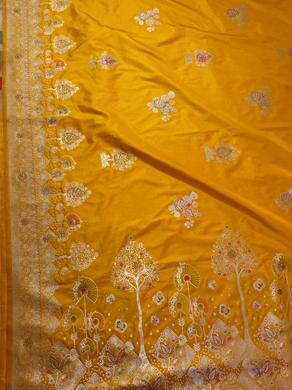 The Hemakshi Vilasa: Haldi Mustard & Antique Zari Woven Saree