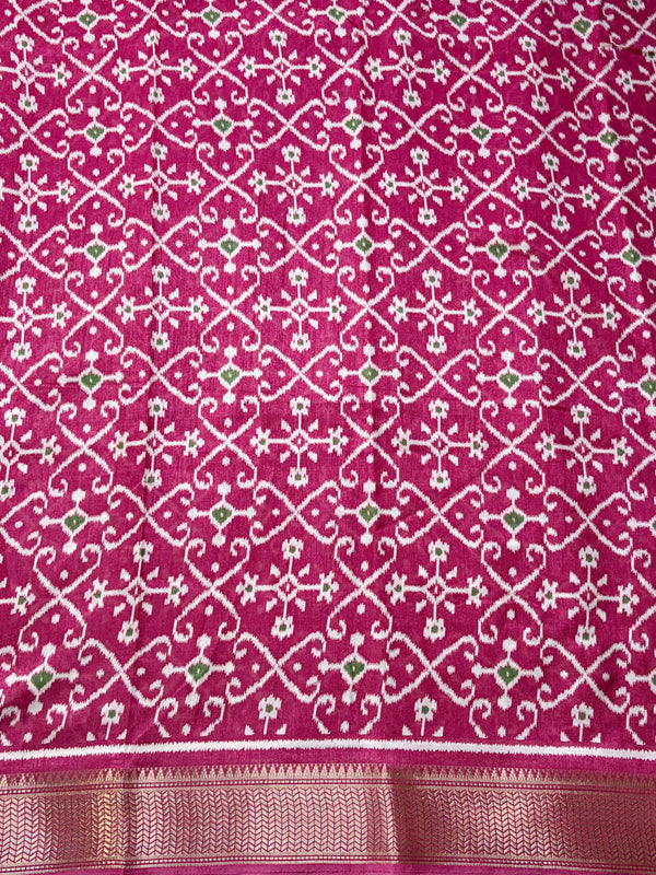 The Radhika Riva: Magenta Berry Geometric Printed Saree