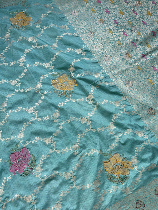 The Samaira Vilasa: Sea Green & Gold Woven Silk Saree
