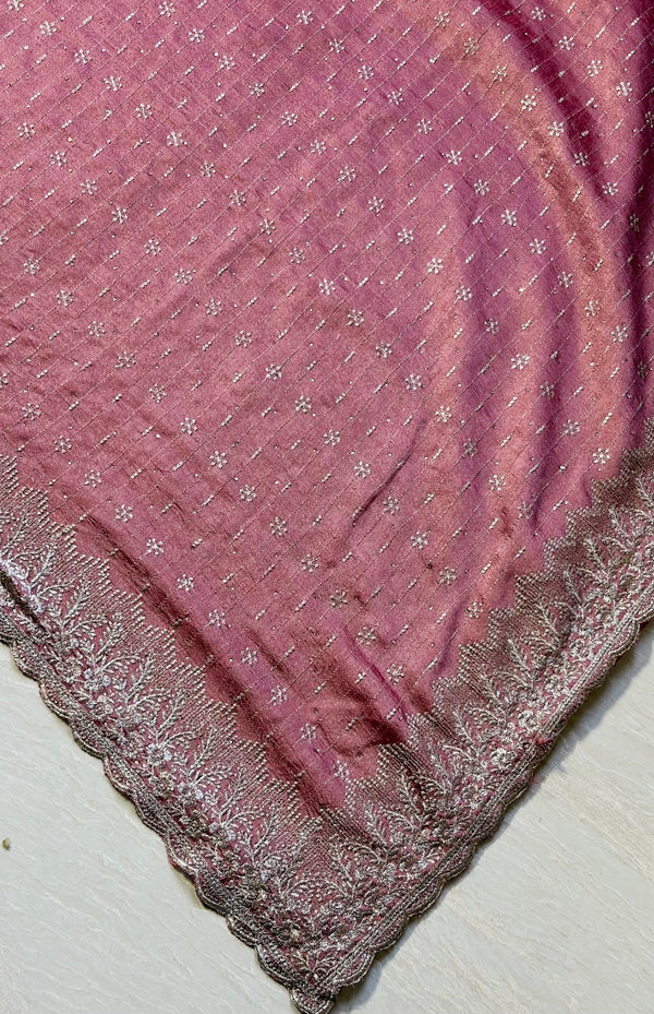 The Dusty Avani: Rosewood Mauve Saree with Intricate Scalloped Borders