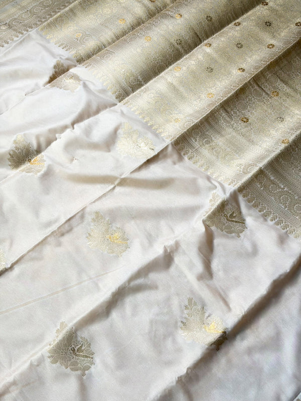 The Kashi Mayura: Cream & Gold Heirloom Banarasi Silk Saree