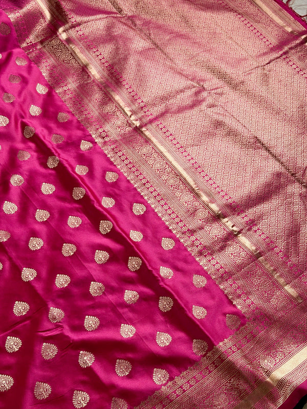 Graceful pink saree with a classic gold border — soft, elegant, and timeless.