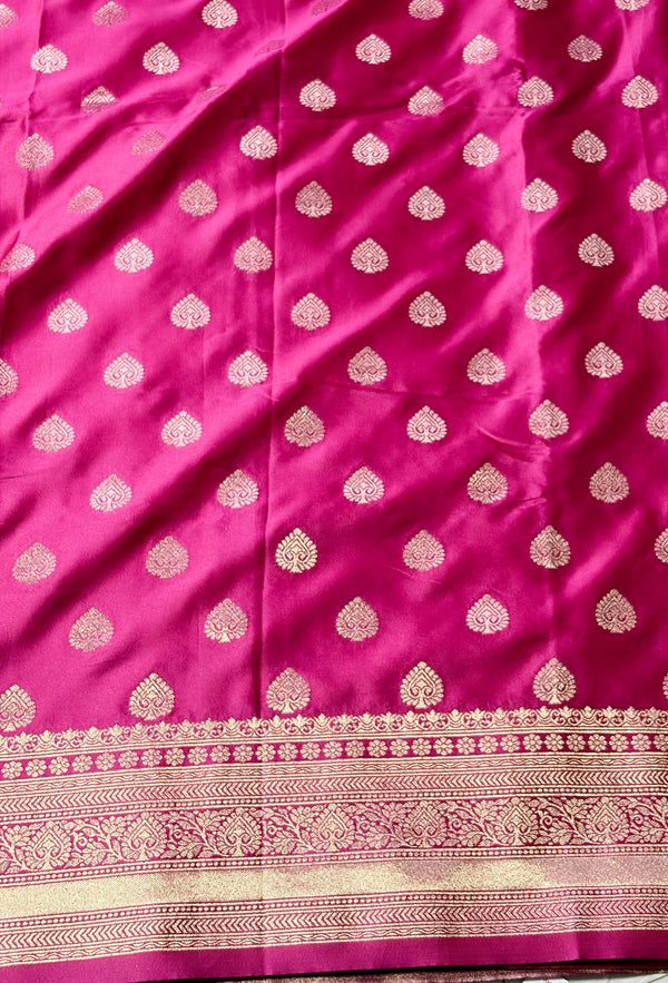 Graceful pink saree with a classic gold border — soft, elegant, and timeless.